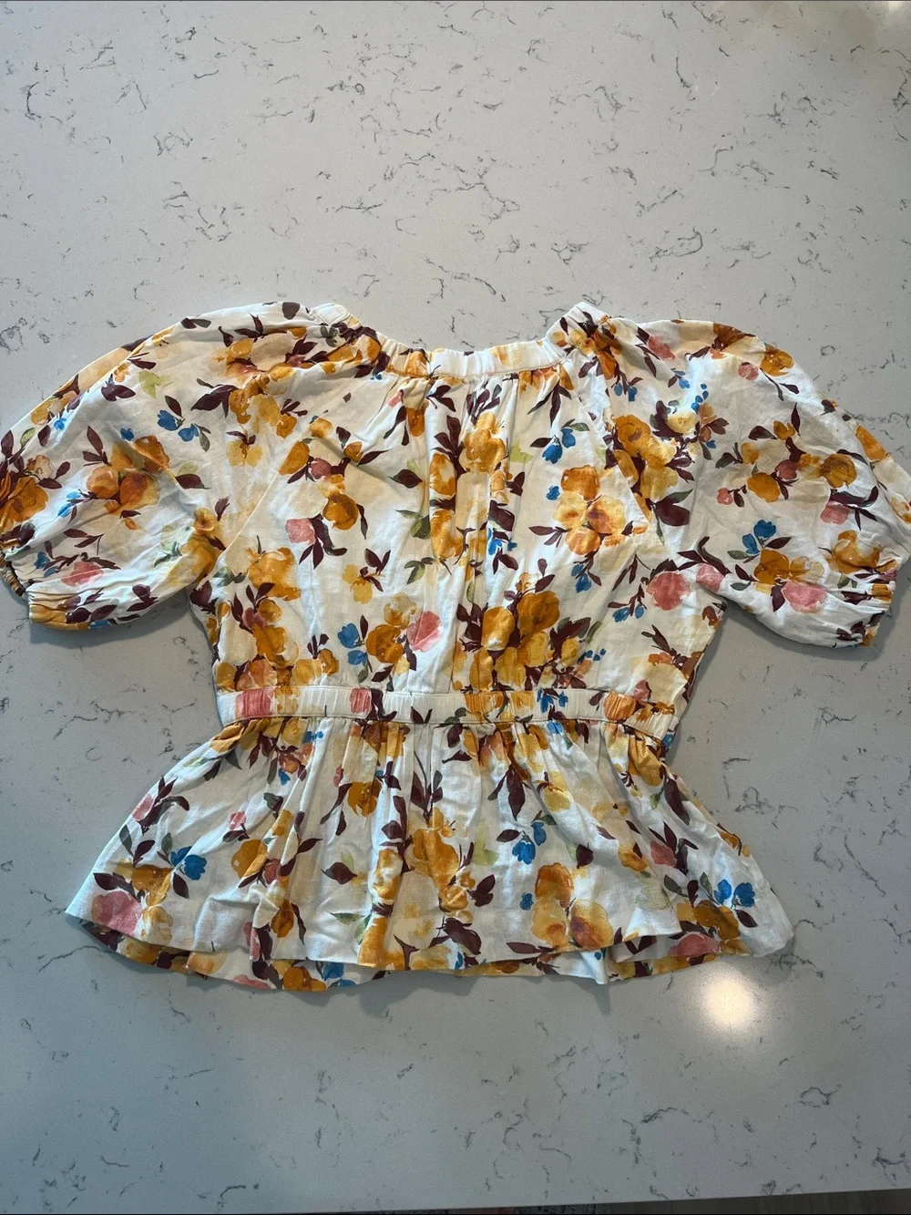 Abercrombie & Fitch Floral Puff Sleeve Top in White and Mustard